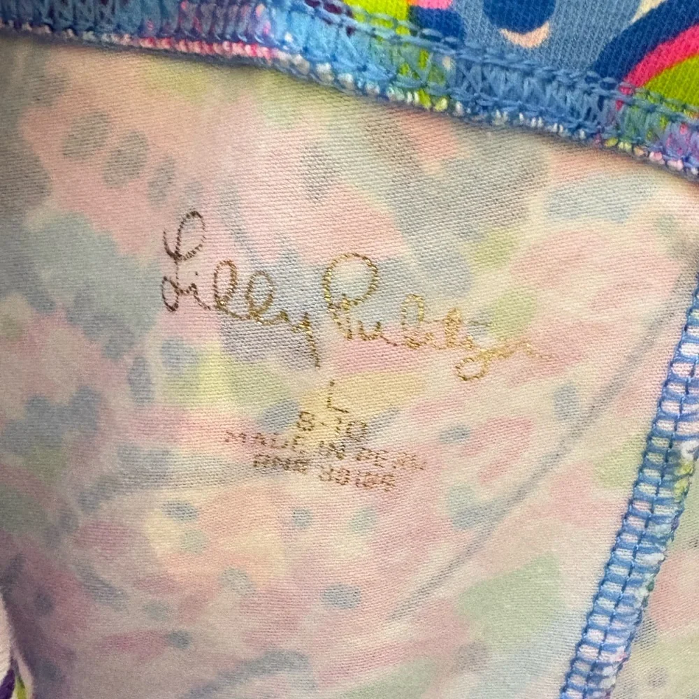 Lilly Pulitzer Girl’s Leggings in Mermaid Grotto print. Size Large- 8/10